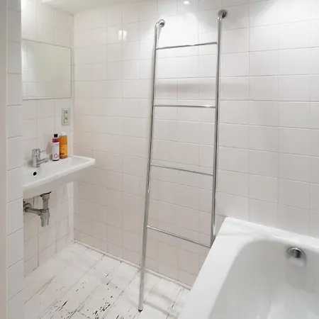 National Street Apartment